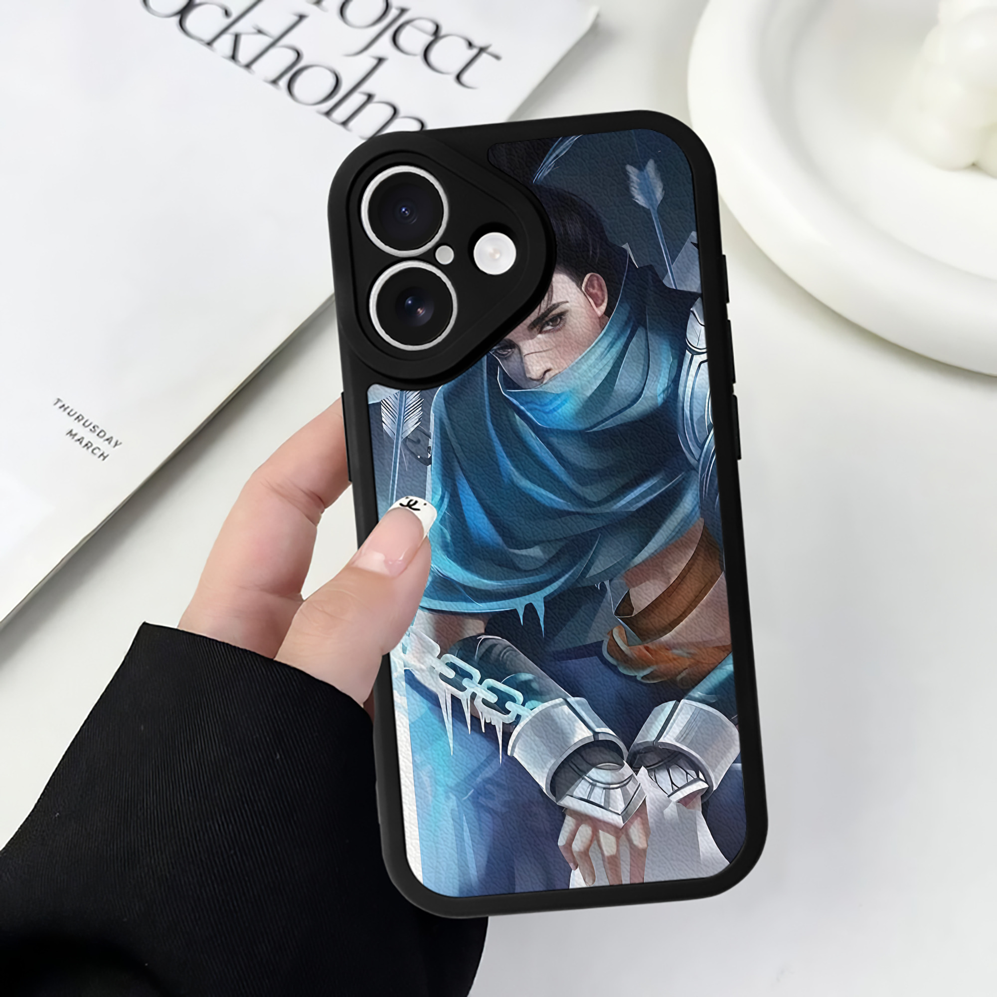 リーグ・オブ・レジェンド League of Legends LOL 【iPhone 16シリーズ対応】シリコンスマホケース（レザー調） 材質：シリコン